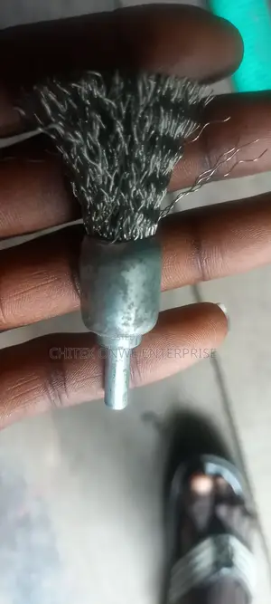 Carrot Wire Brush Soft