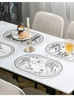 Set of 4 Washable PVC Dining Table Mat