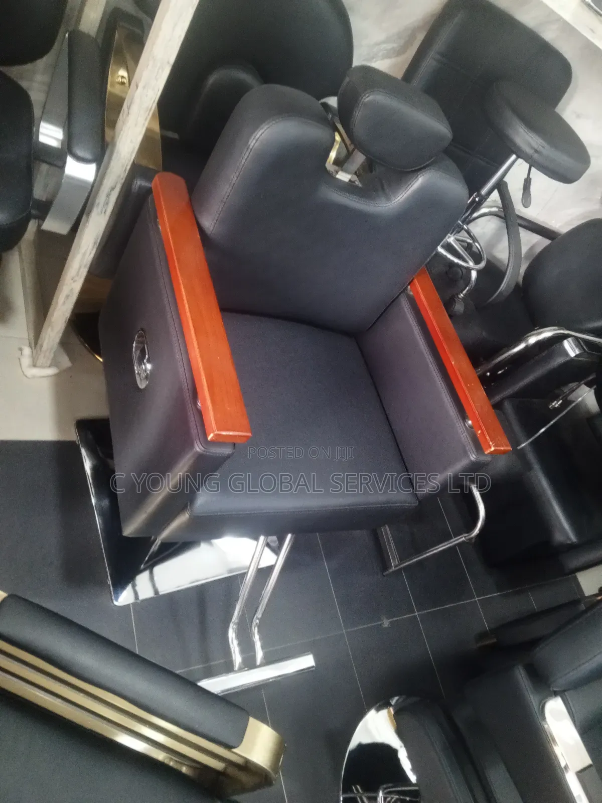 Barbie Salon Chair Executive One