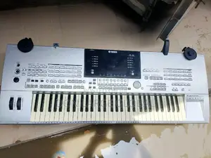 Yamaha Tyros 2 Keyboard