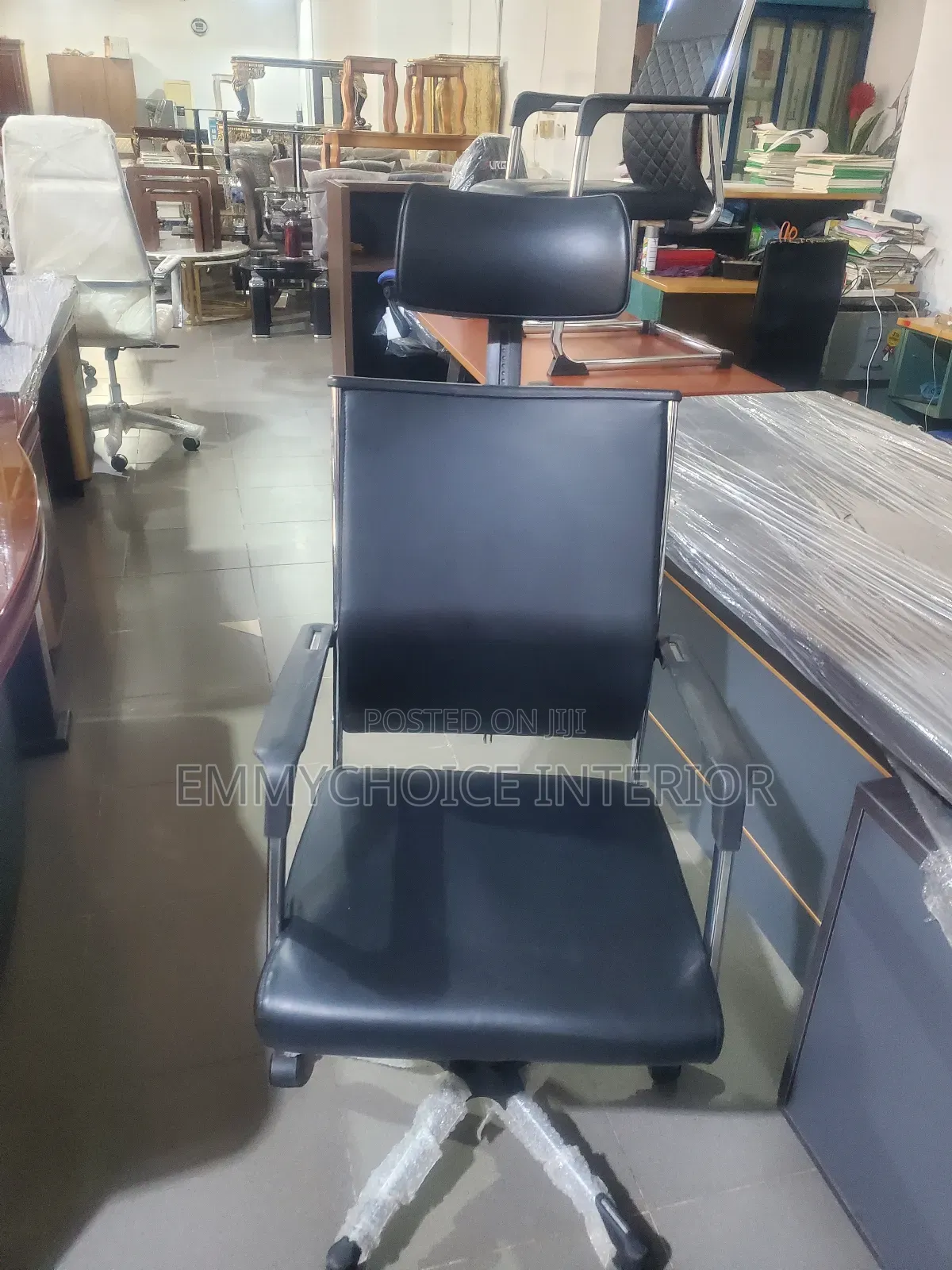 Executive Office Chair With Headrest