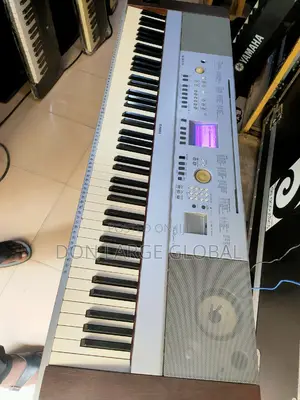 Yamaha Dgx640