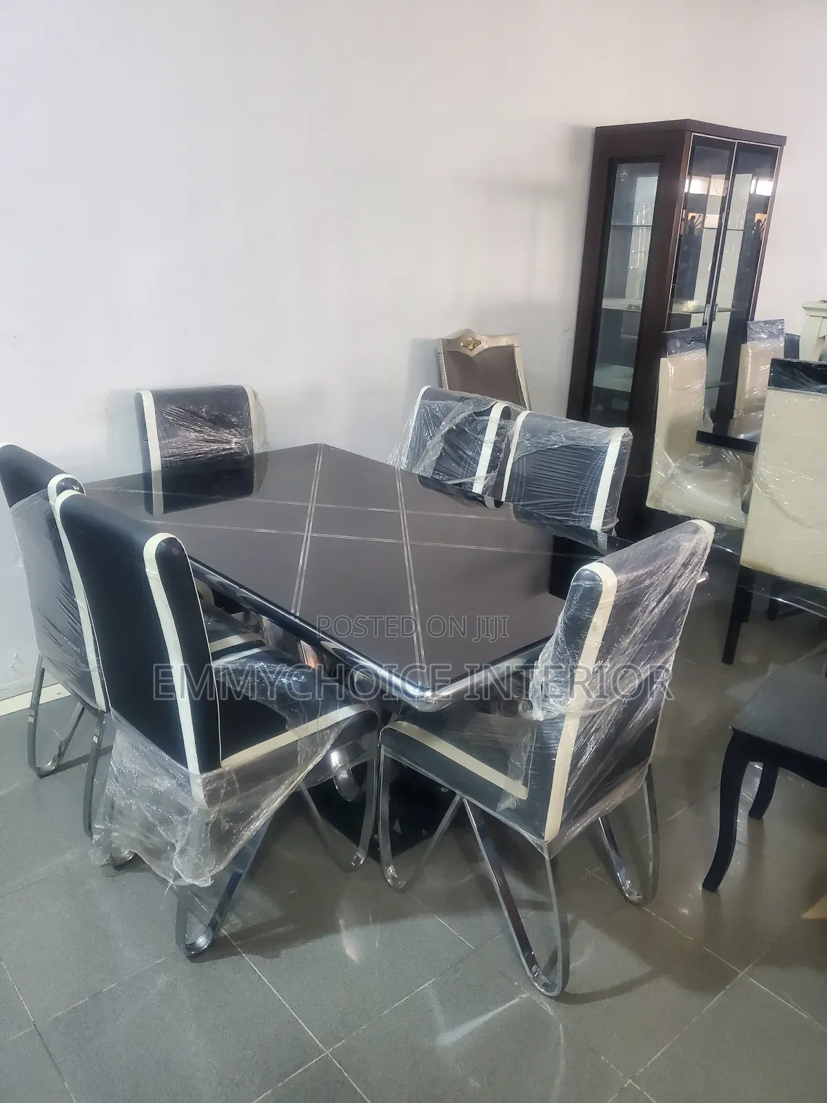 High Quality Glass Dining Table