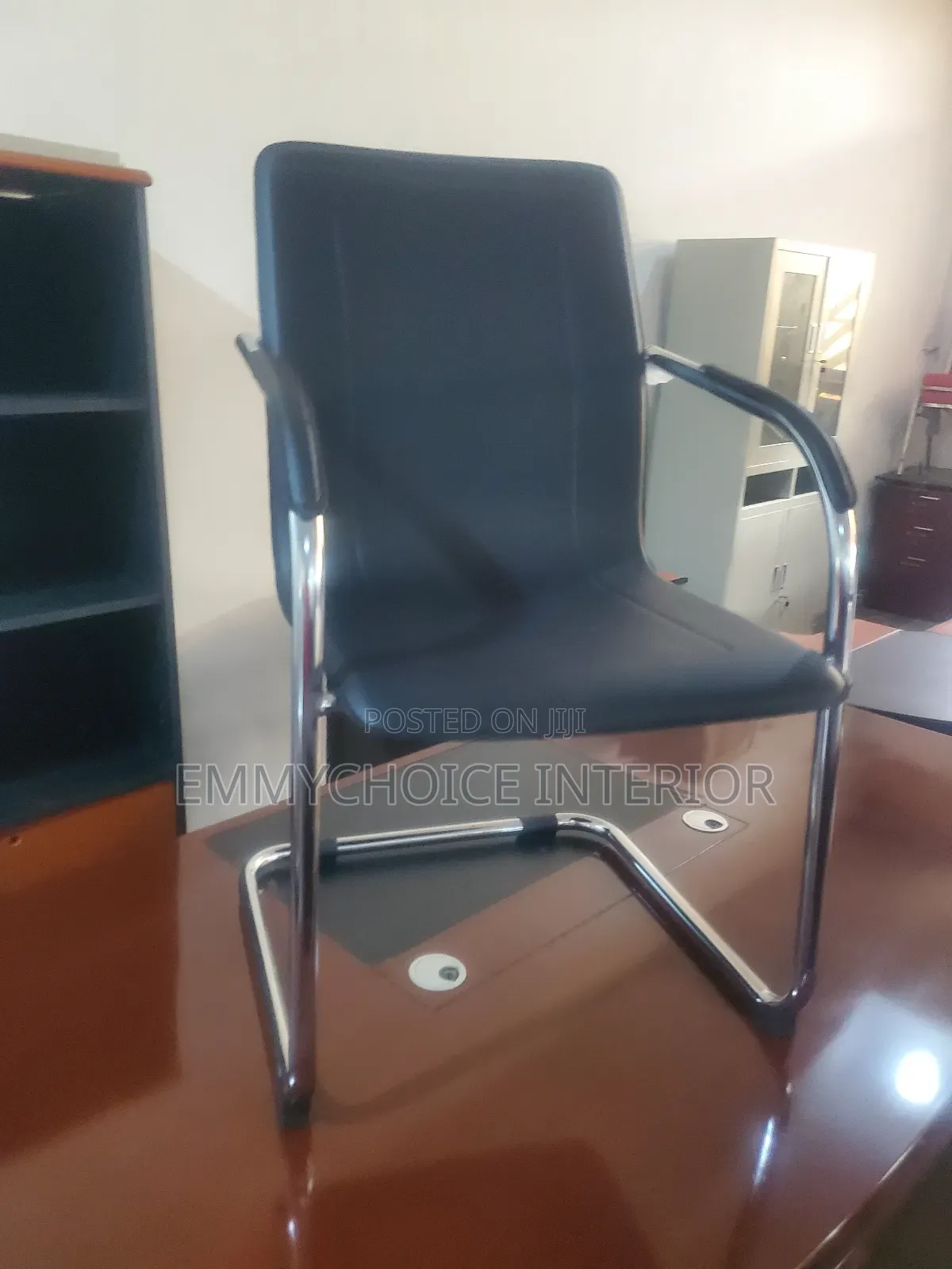 High Quality Visitor Chair