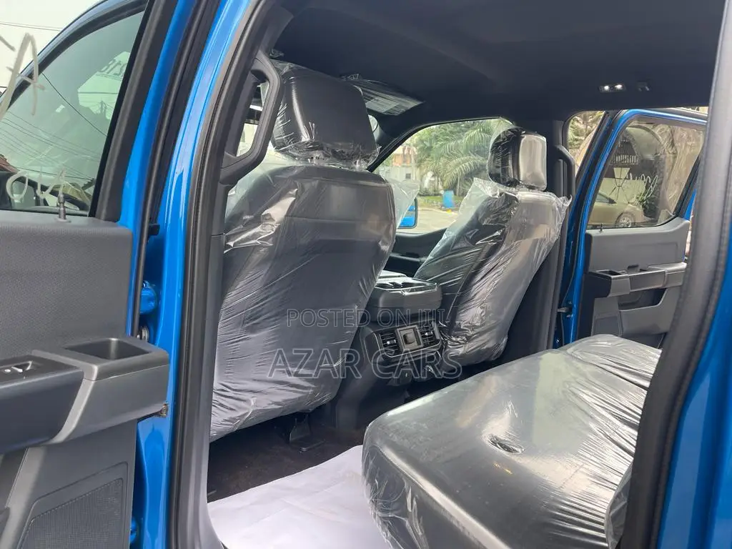 Ford F-150 XLT 2021 Blue