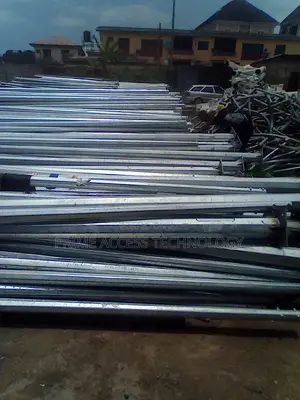 All Sizes of Foreign Street Light Pole