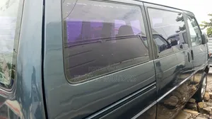 Volkswagen Transporter 2004 Grey