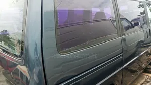 Volkswagen Transporter 2004 Grey