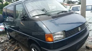Volkswagen Transporter 2004 Grey