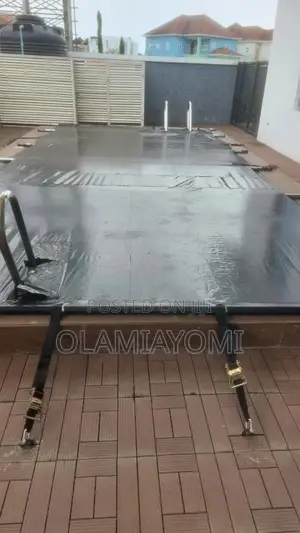Swimming Pool Cover With Water Resistant