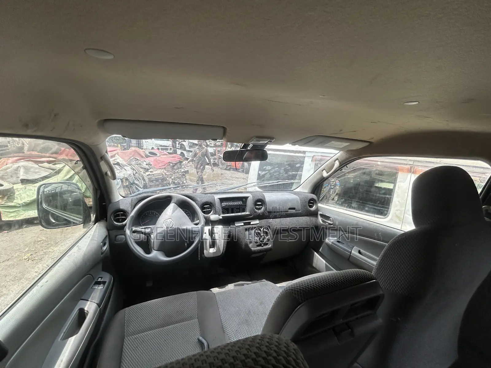 Nissan Caravan (Urvan) 2019 Black