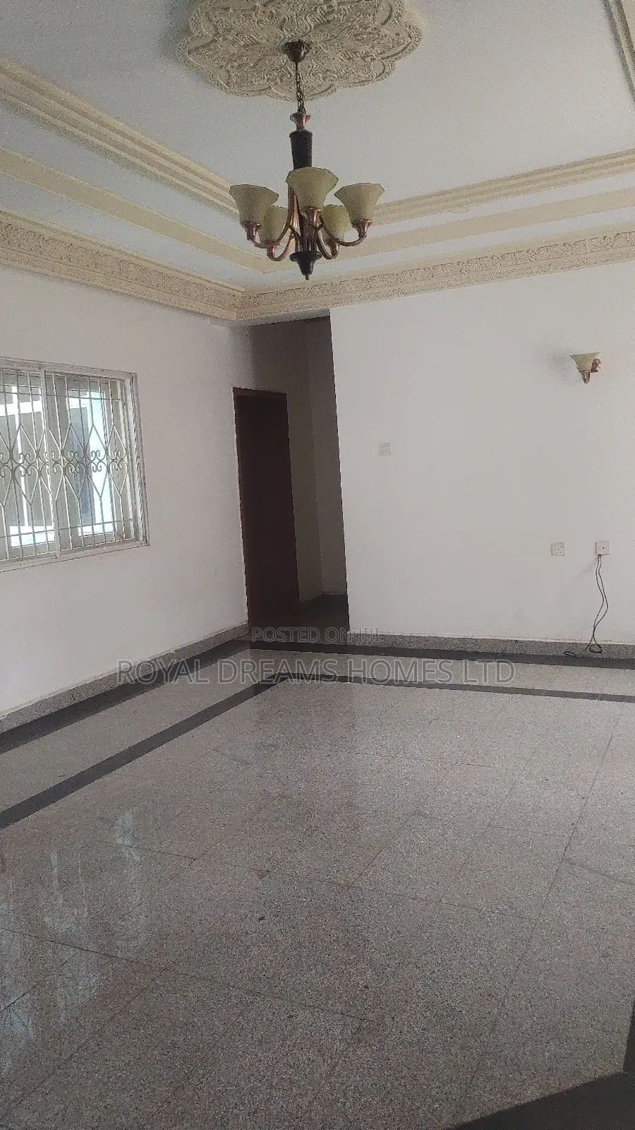 3bdrm Block of Flats in Kaura for sale