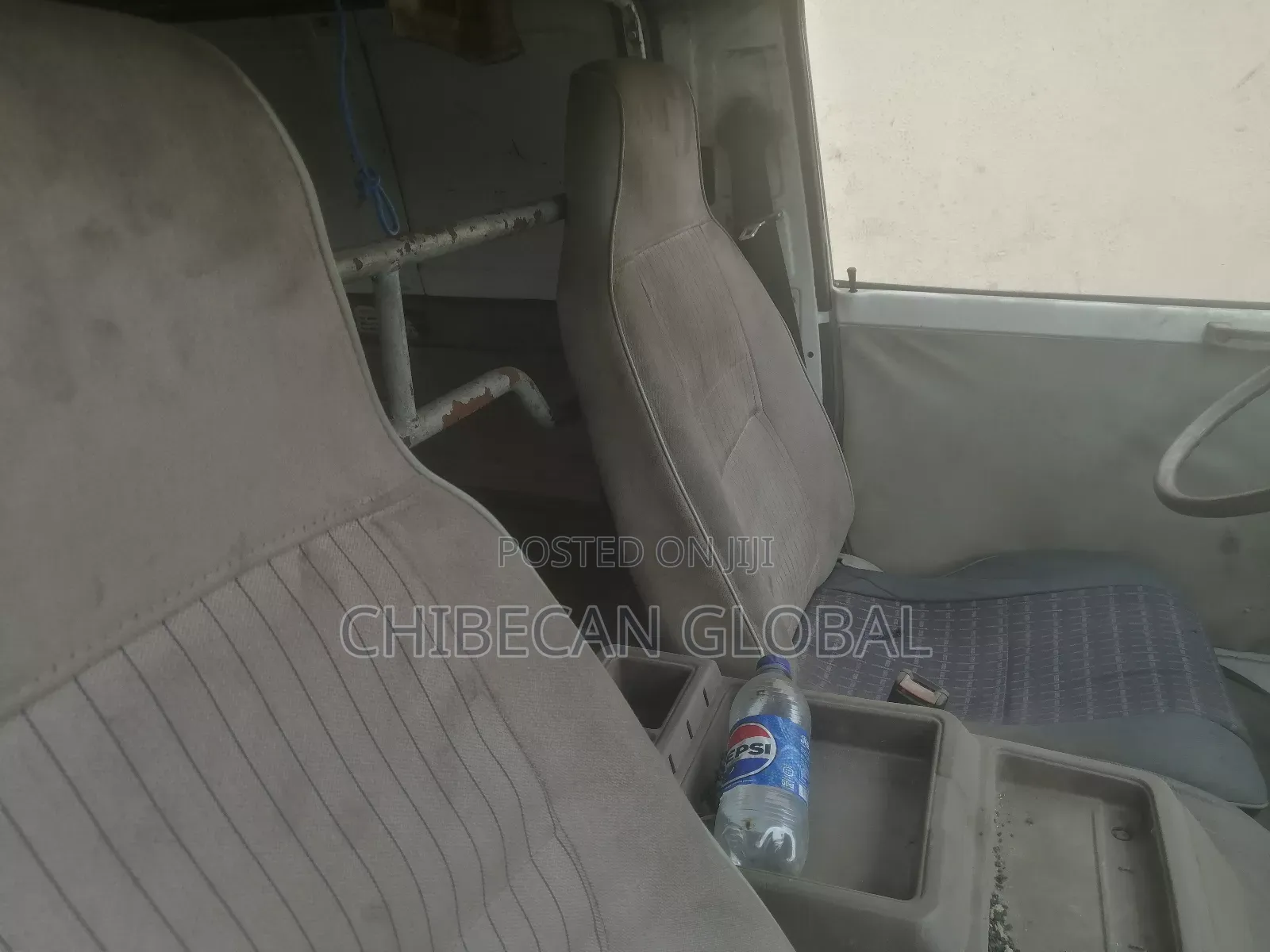 Nissan Vanette 1999 White
