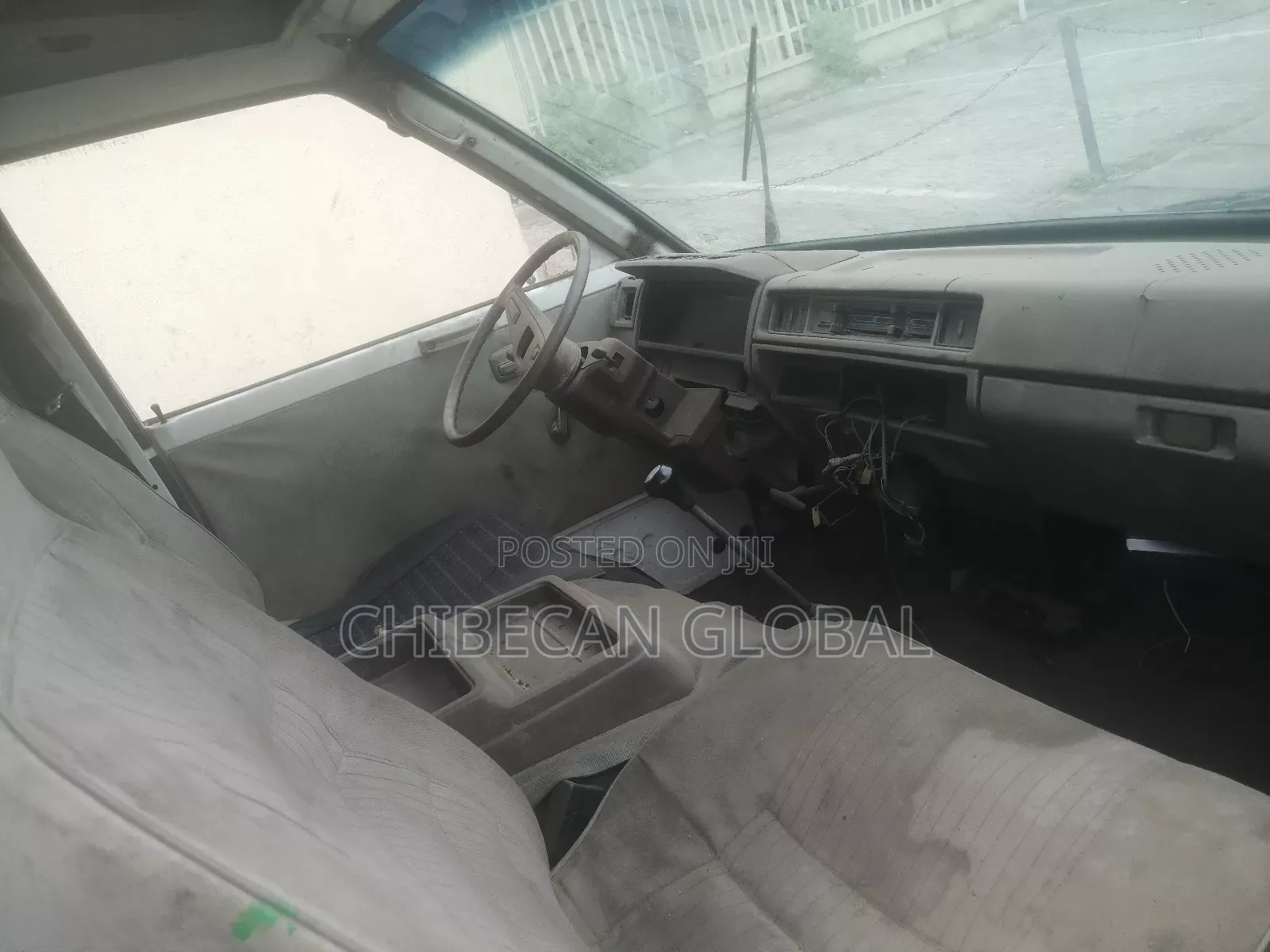 Nissan Vanette 1999 White