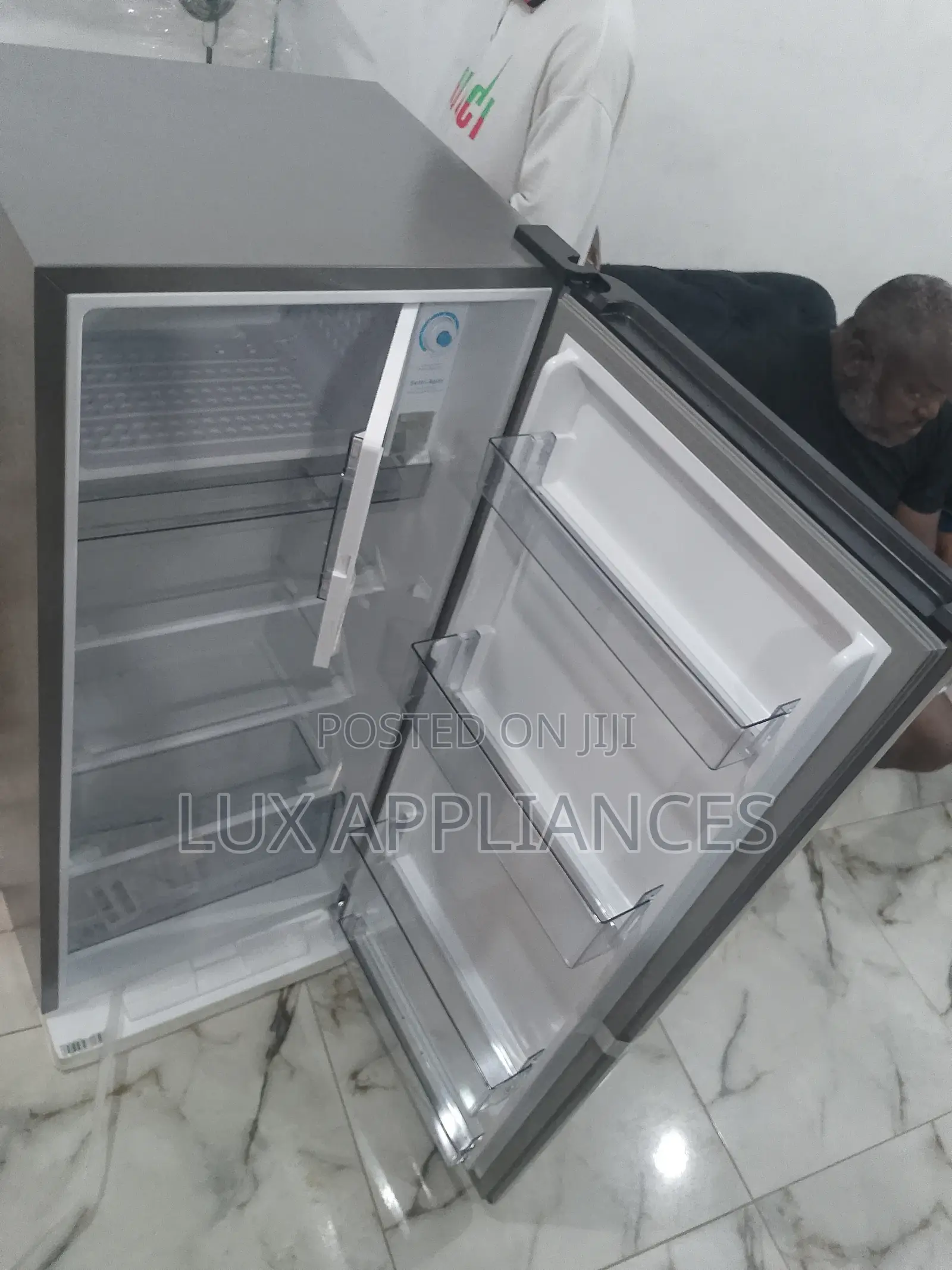 Standard Hisense 176l Refrigerator