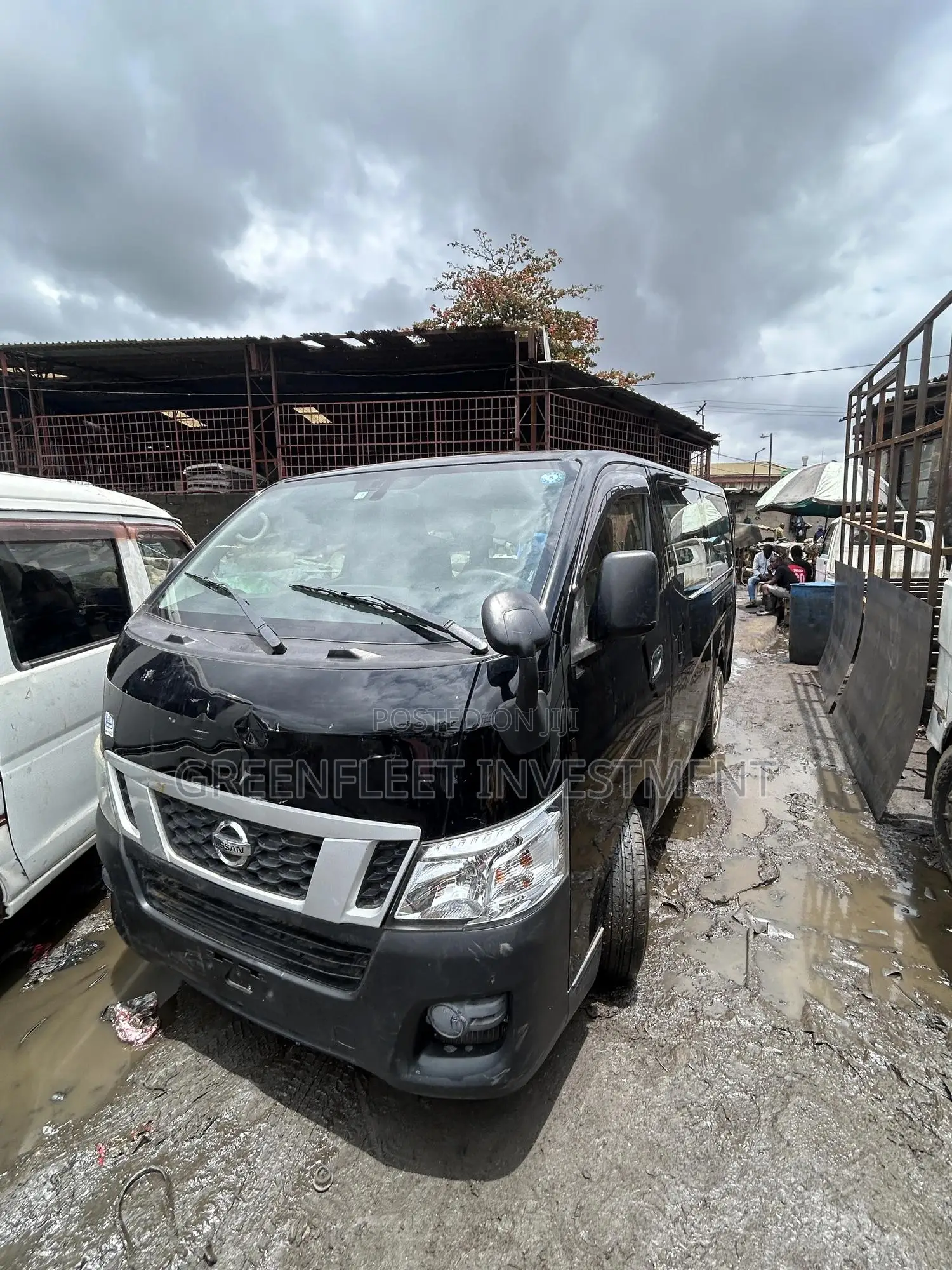 Nissan Caravan (Urvan) 2019 Black