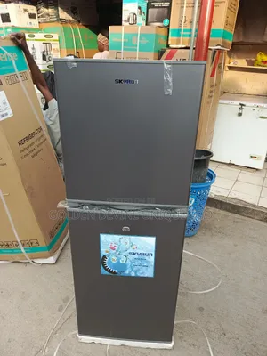 Skyrun Refrigerator, 200 Litres