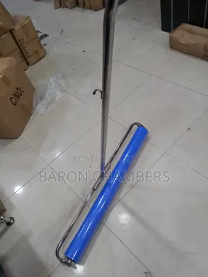 Lawn Tennis Cleaning Mob