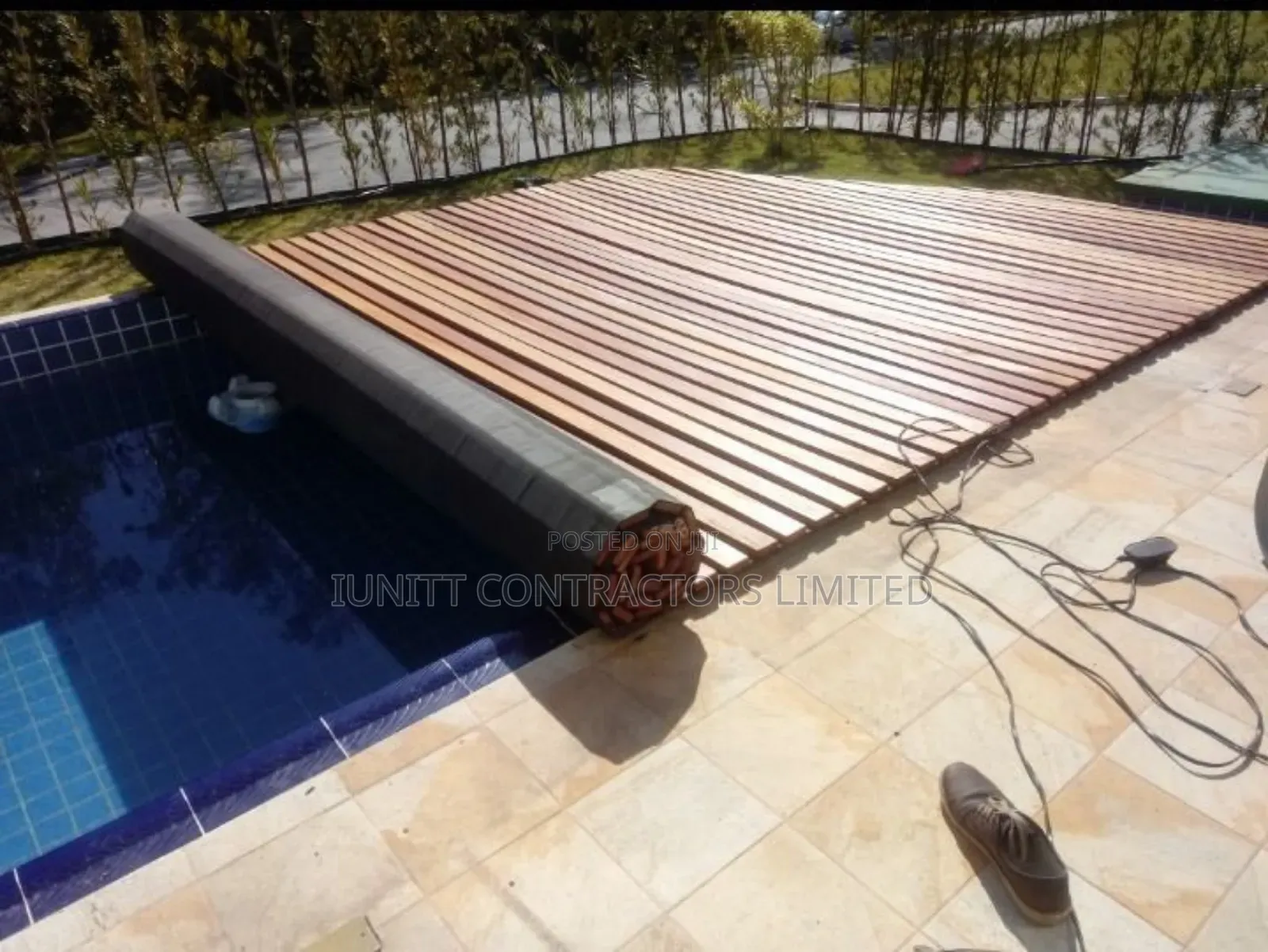 Automatic Motorized Remote Control Swimming Pool Deck Cover