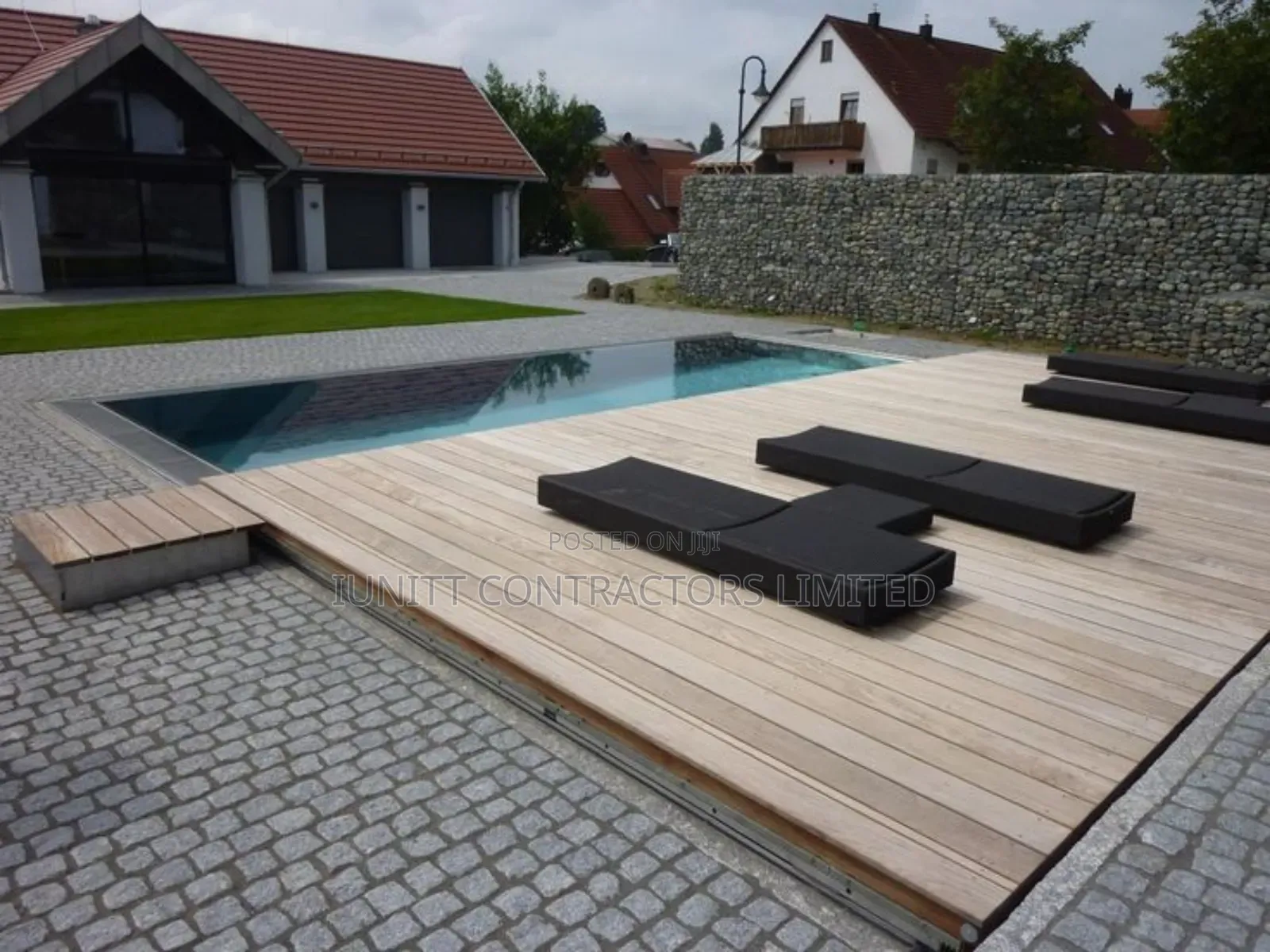 Automatic Motorized Remote Control Swimming Pool Deck Cover
