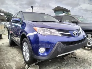 Toyota RAV4 2014 Blue