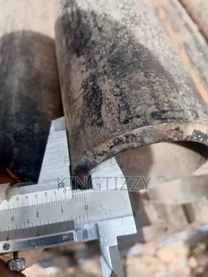 21⁄2" X 8mm Schedule 80 Seamless Pipe