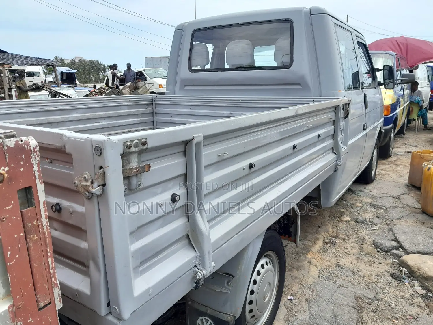 Volkswagen Transporter 2002 Grey