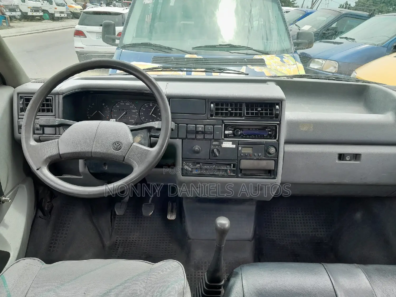Volkswagen Transporter 2002 Grey
