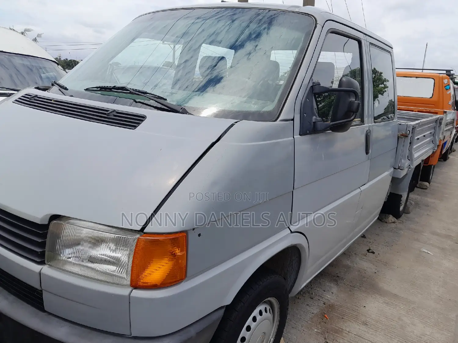 Volkswagen Transporter 2002 Grey