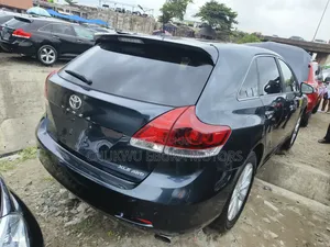 Toyota Venza XLE AWD V6 2013 Blue