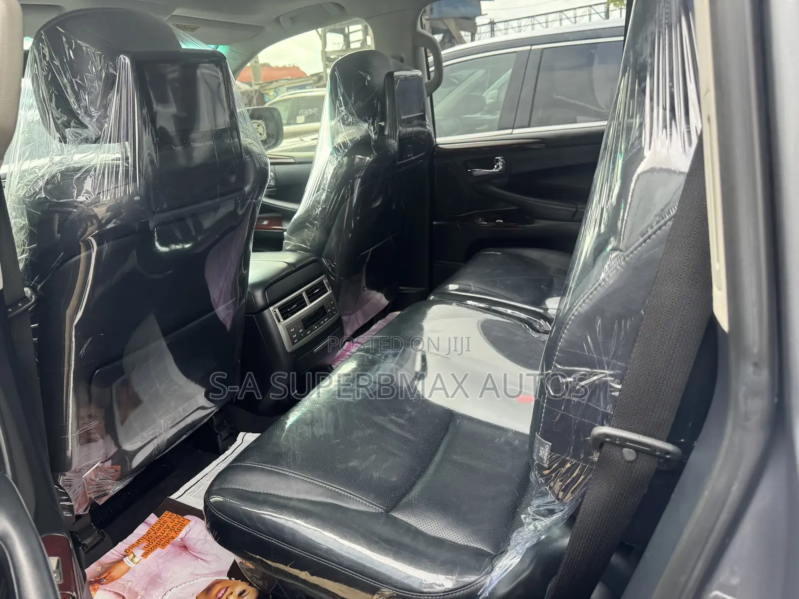 Lexus LX 570 AWD 2014 Gray
