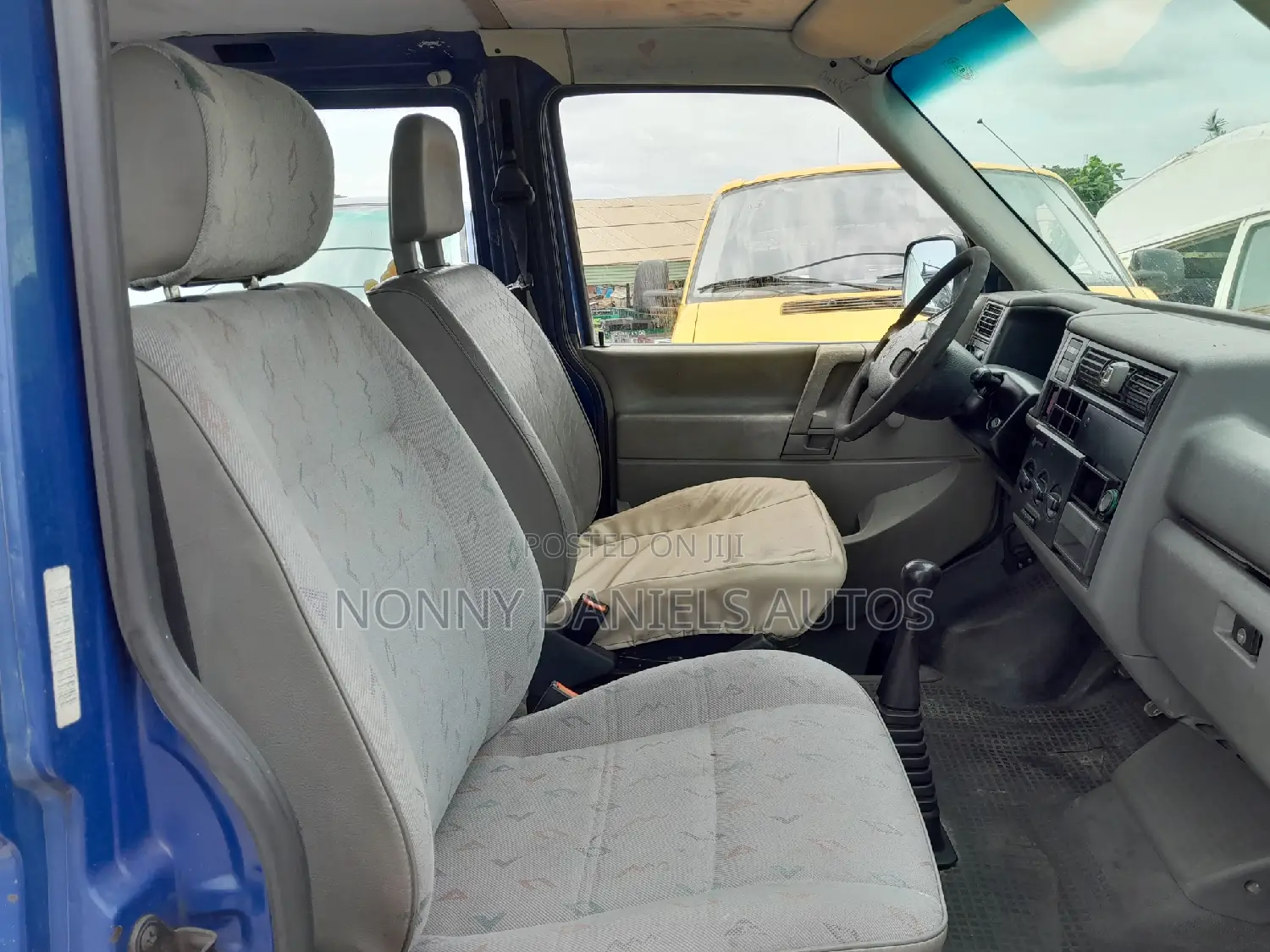 Volkswagen Transporter 2004 Blue