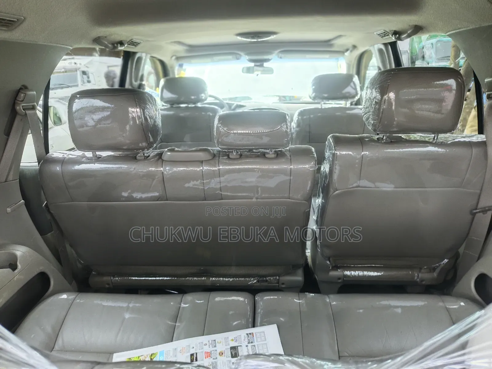 Toyota Sequoia 2004 Silver