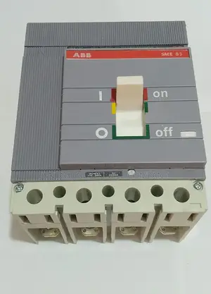 250A 4pole Abb Isomax Breaker