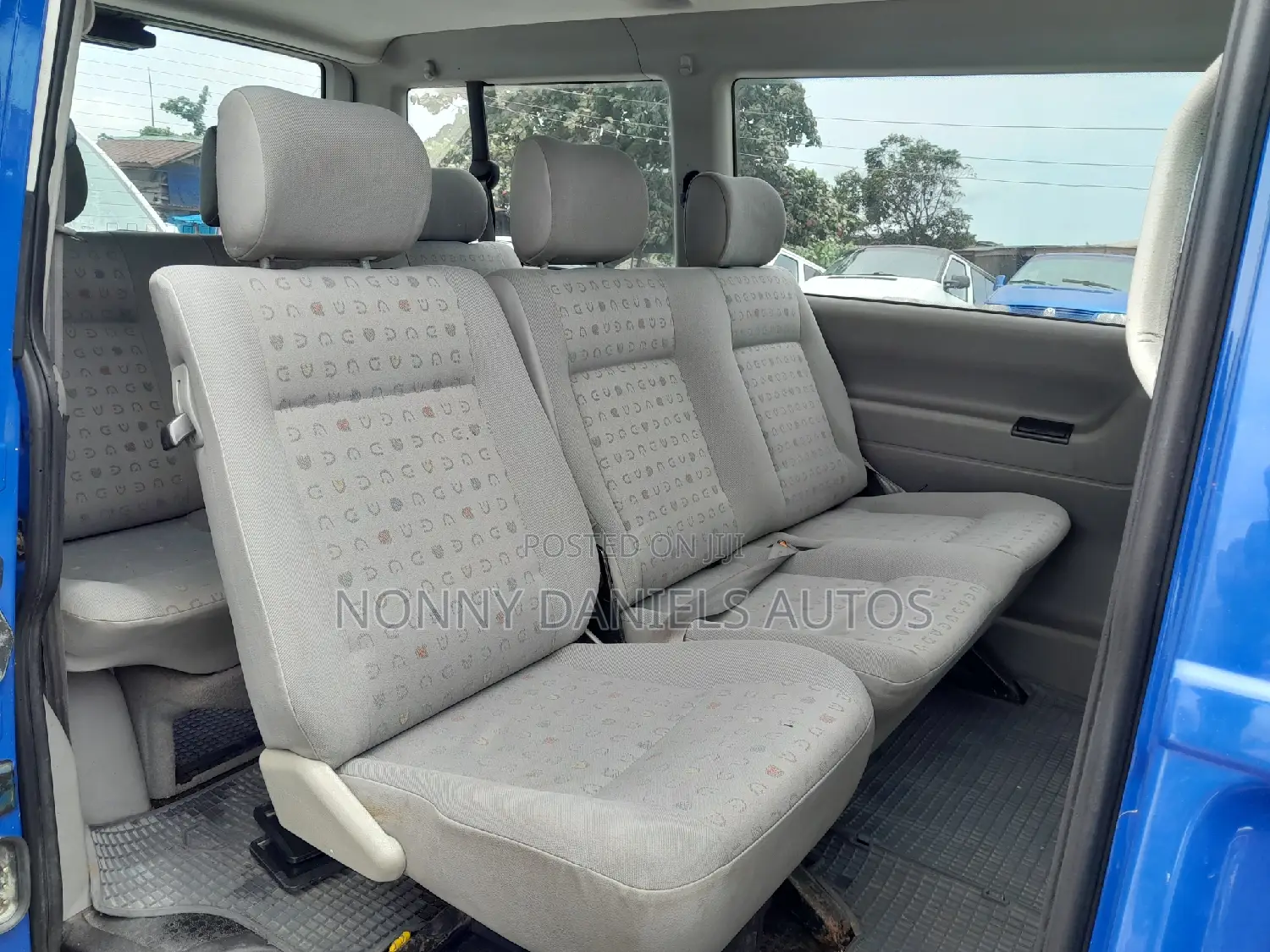 Volkswagen Transporter 2005 Blue