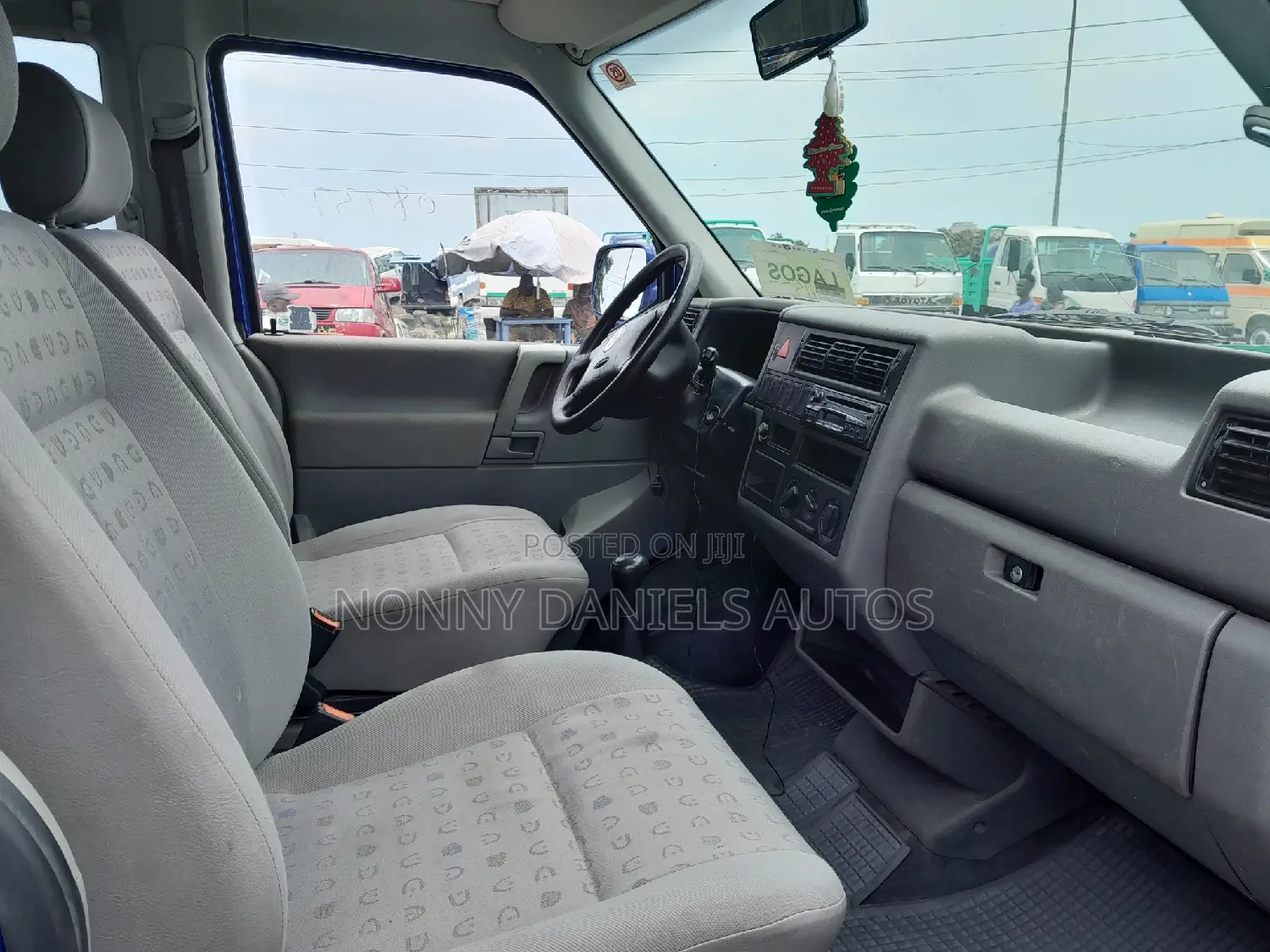 Volkswagen Transporter 2005 Blue