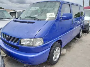 Volkswagen Transporter 2005 Blue