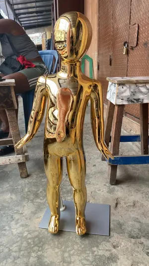 Age 1 to 3 Years Unisex Kids Gold Colour Mannequin
