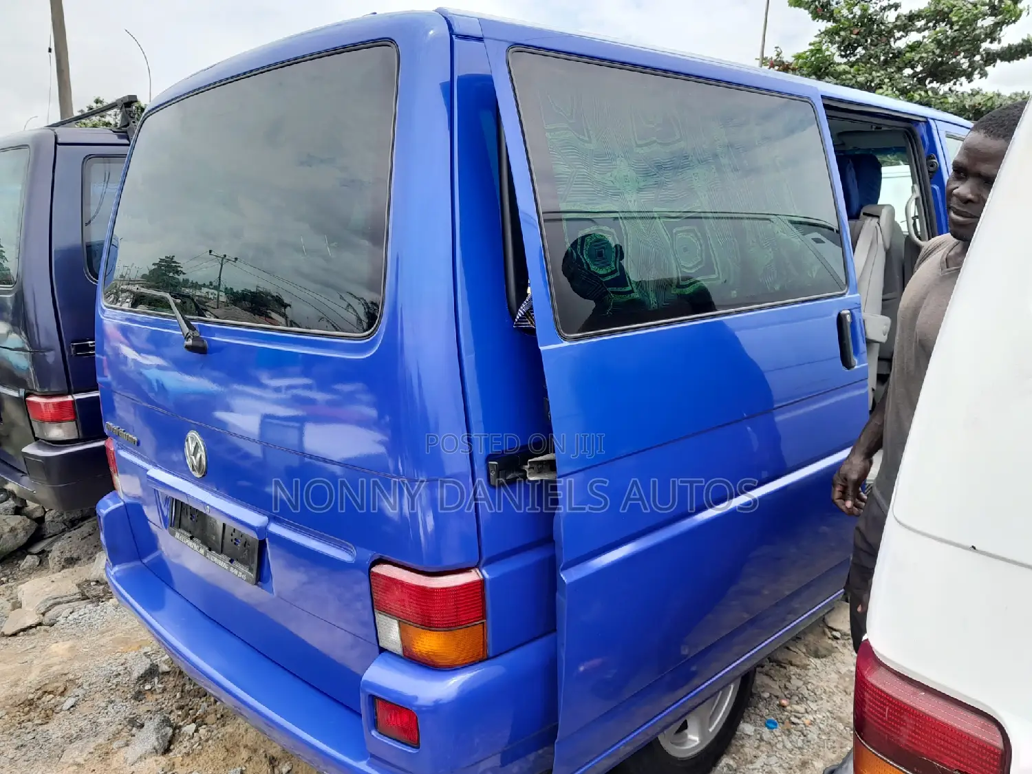 Volkswagen Transporter 2005 Blue