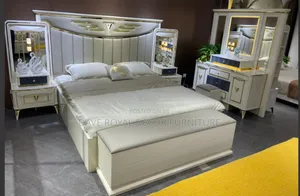 Classic Quality Bed and Dresser.