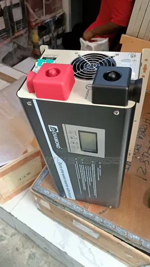 3.5kva 24V Diamond Solar Inverter Pure Sine Wave