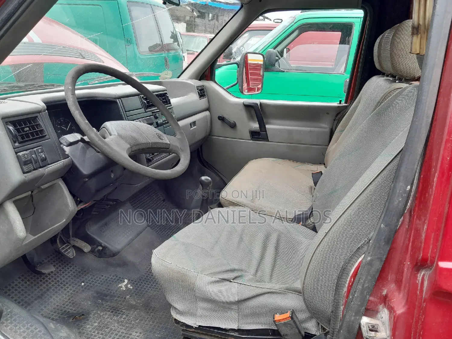 Volkswagen Transporter 2002 Red
