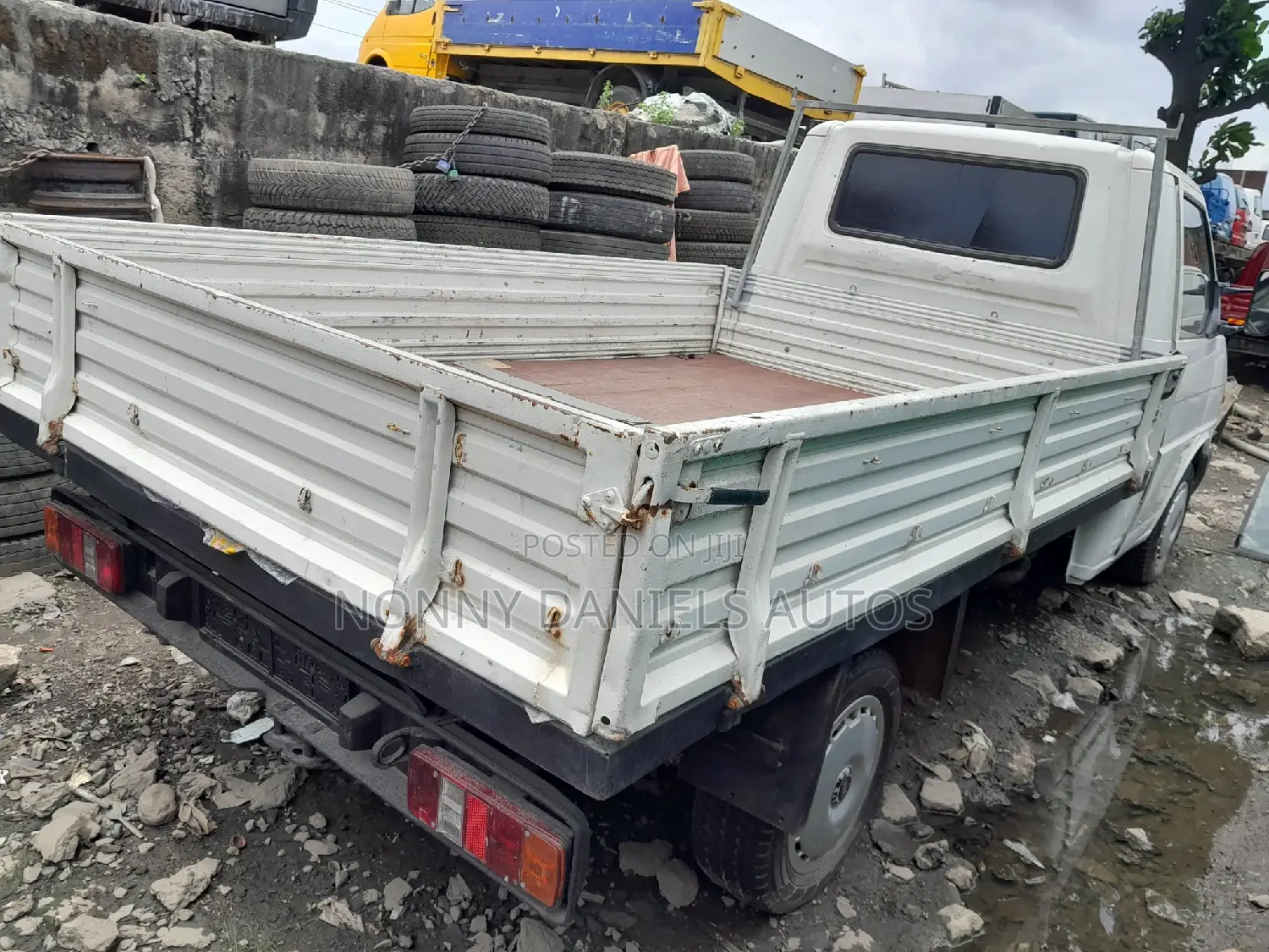 Volkswagen Transporter 2002 White