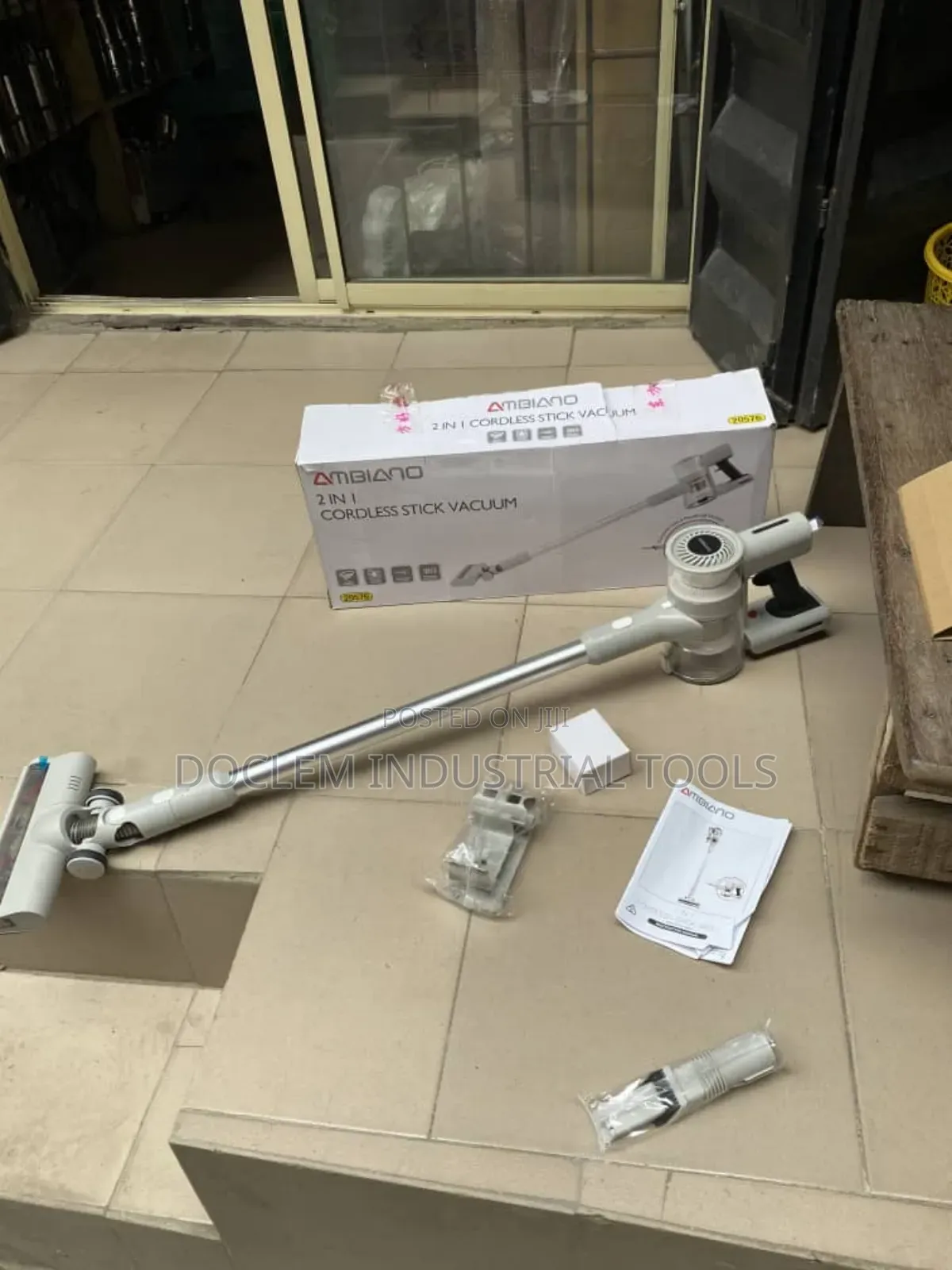 Cordless Vacuum Cleaner