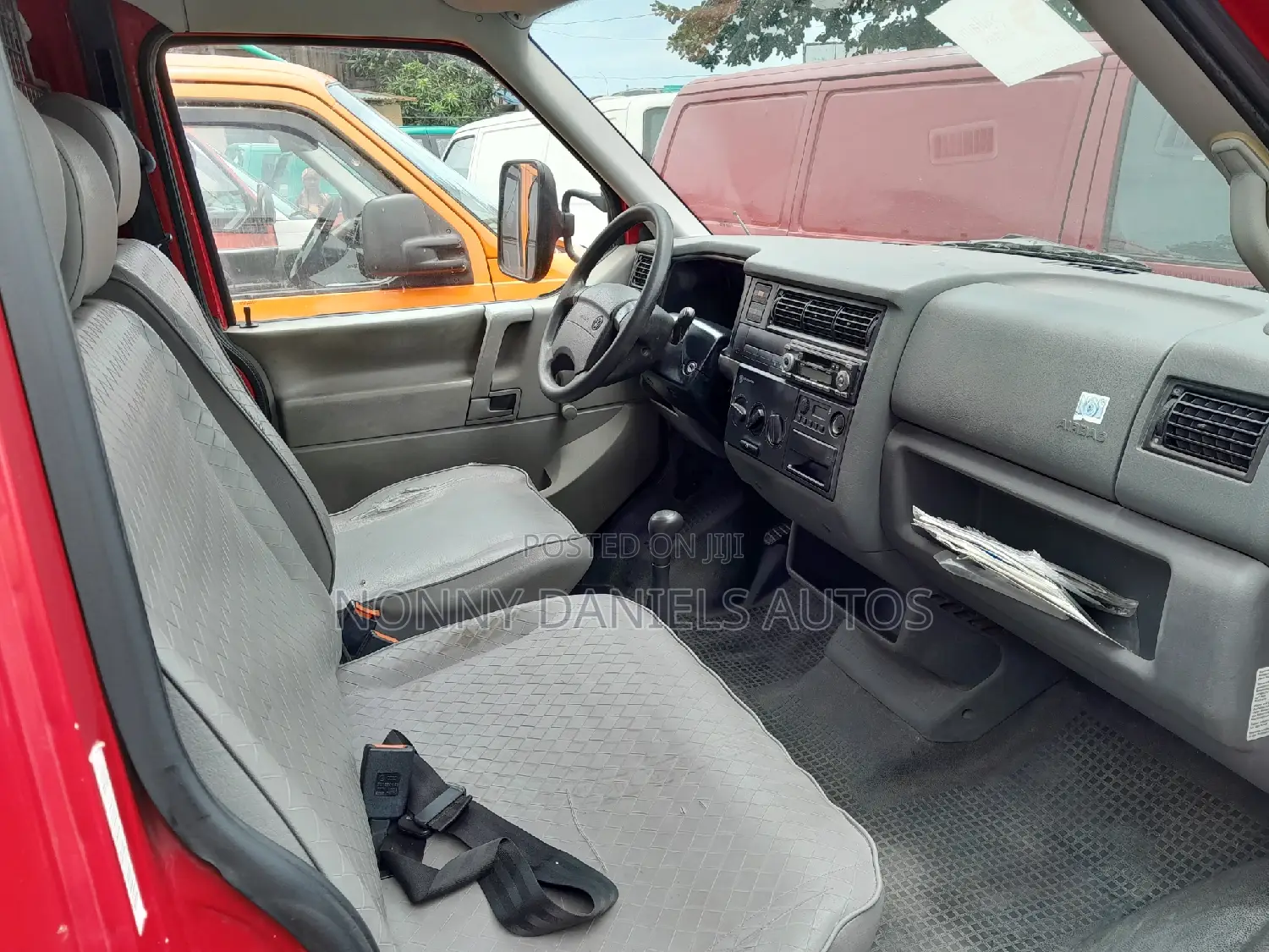 Volkswagen Transporter 2002 Red