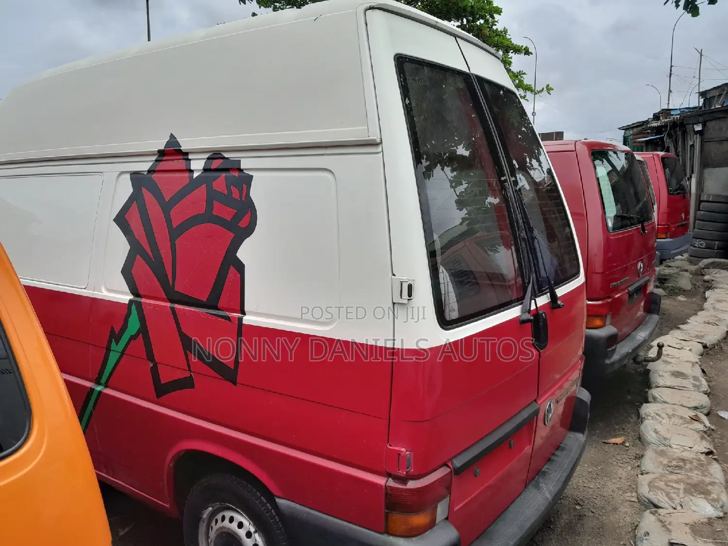 Volkswagen Transporter 2002 Red