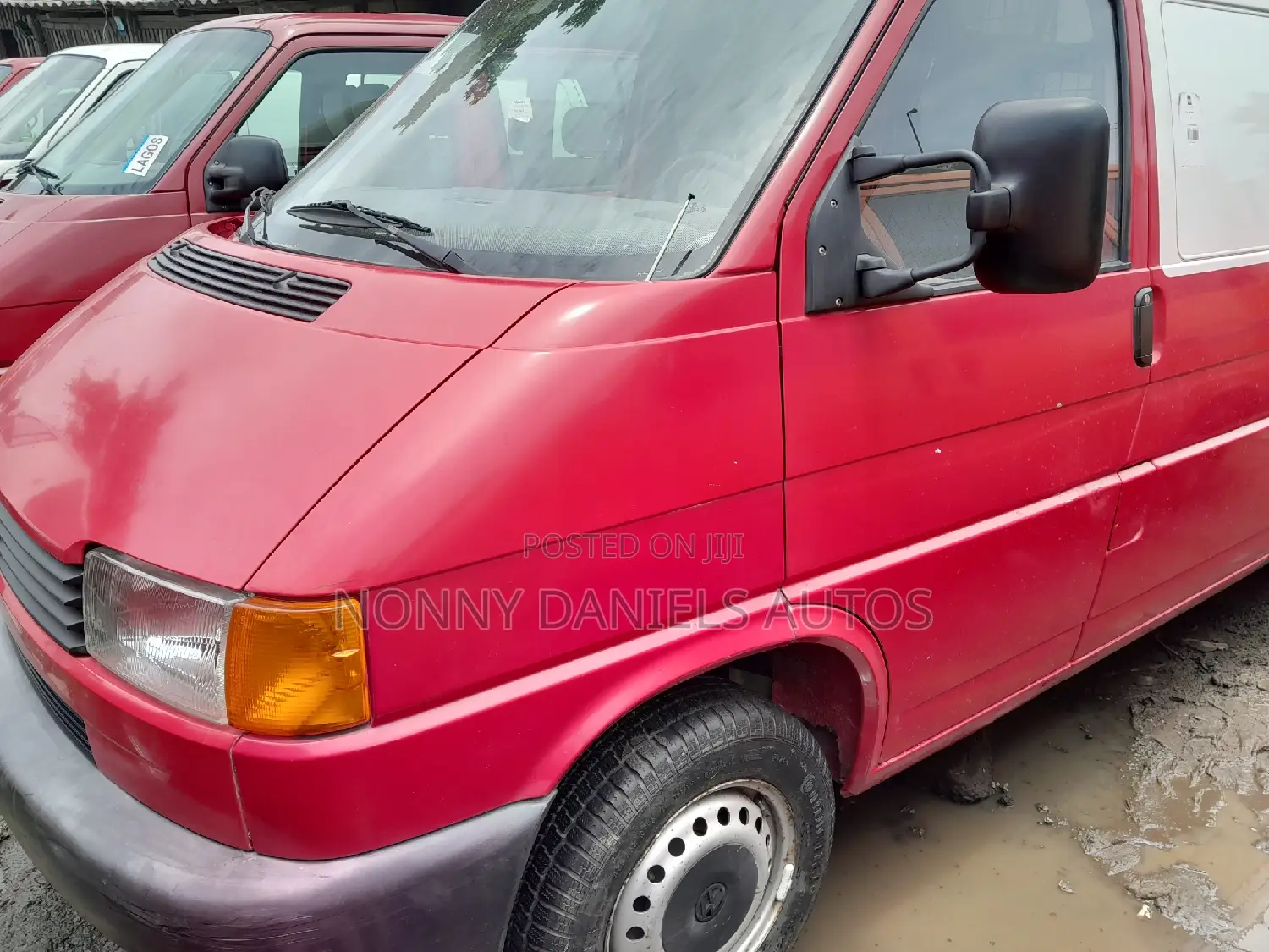 Volkswagen Transporter 2002 Red