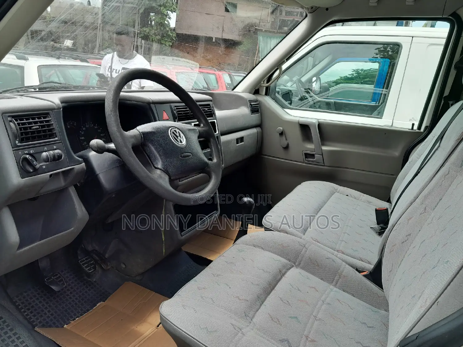 Volkswagen Transporter 2002 White