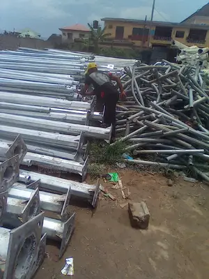 Quantity Round and Octagonal Street Light Pole