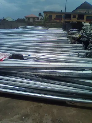 Galvanized Foreign Octagonal and Round Poles
